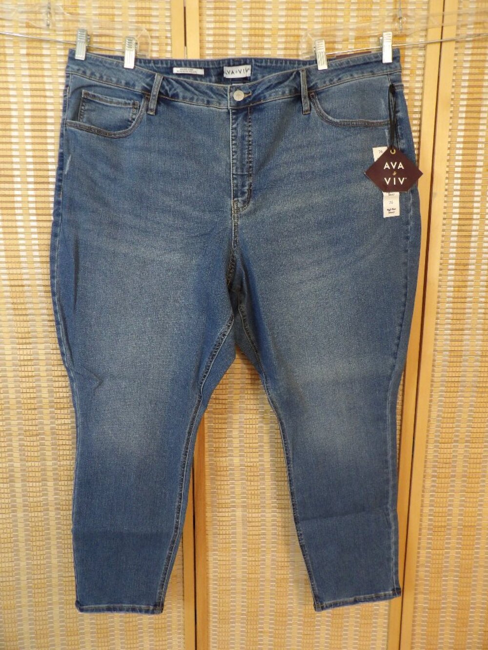 NWT Women's Ava & Viv Size 26 Skinny High-Rise Fitted Hip Stretch Denim Jeans